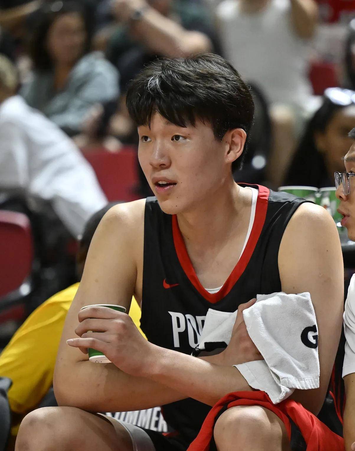 赛地聚焦——法甲转会期热度飙升；波特兰开拓者强势反弹；底气十足；轮换策略成焦点